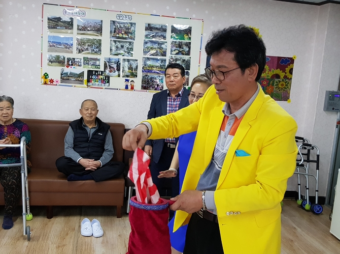 이석화 추진위원장 마술쇼